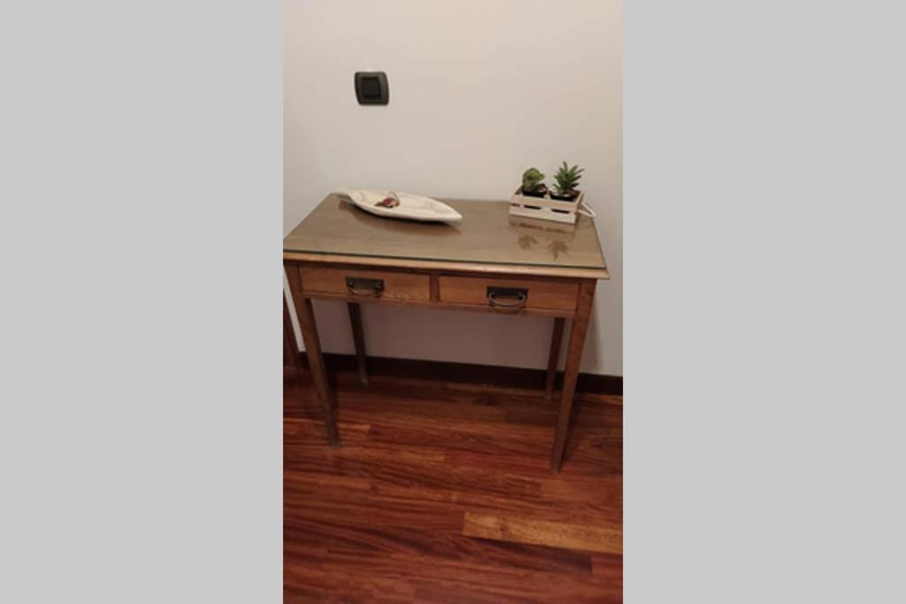 Apartamento Completo Con Parking Privado Y Wifi En San Roque Vigo Exterior foto